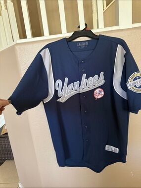 Nike Navy and White Yankees Baseball Jersey